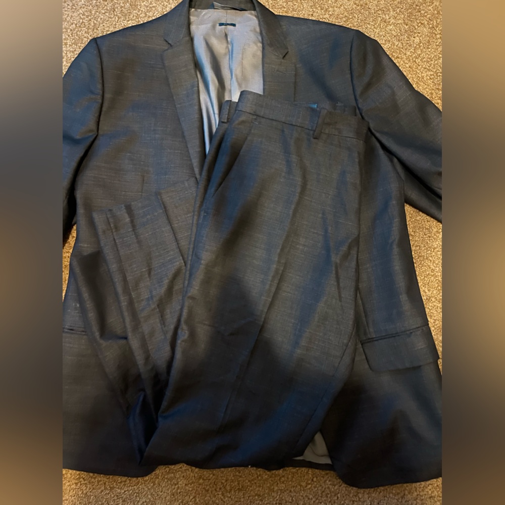 Van Heusen slim fit Mens suit